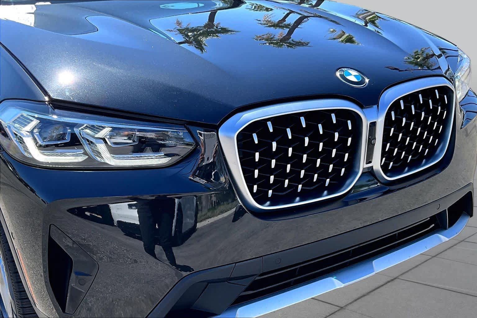 Used 2024 BMW X4 xDrive30i w/ Premium Package AWD/4WD image 28