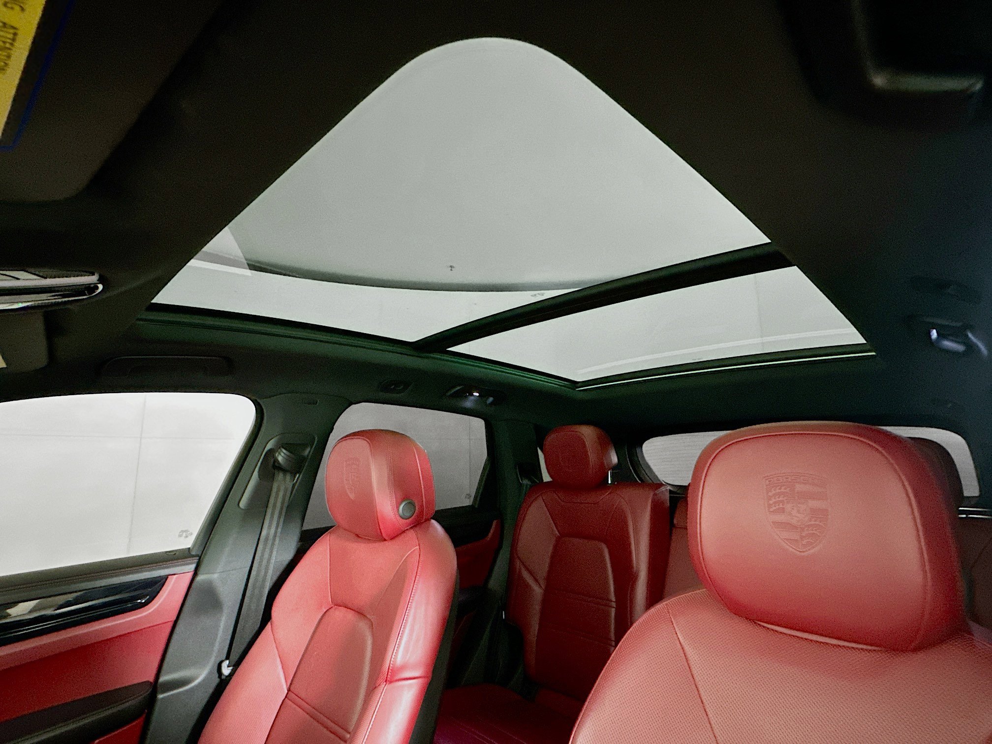 Used 2021 Porsche Cayenne AWD/4WD image 26