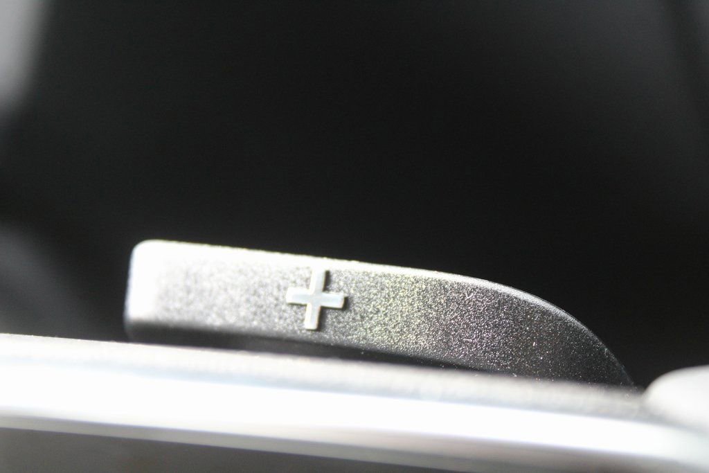 Used 2025 Mercedes-Benz GLC 350e image 35