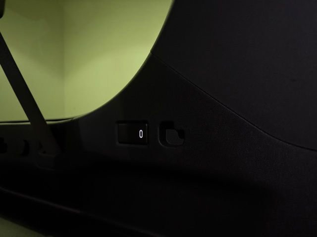 Used 2024 Chevrolet Suburban High Country image 30