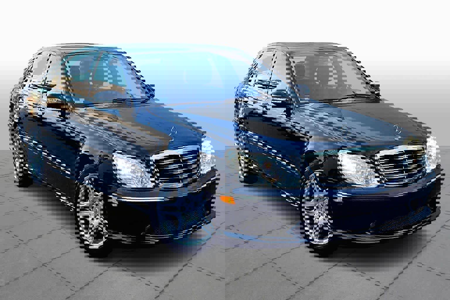 Used 2006 Mercedes-Benz S 500 image 2