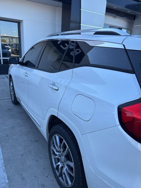 Used 2022 GMC Terrain Denali image 6