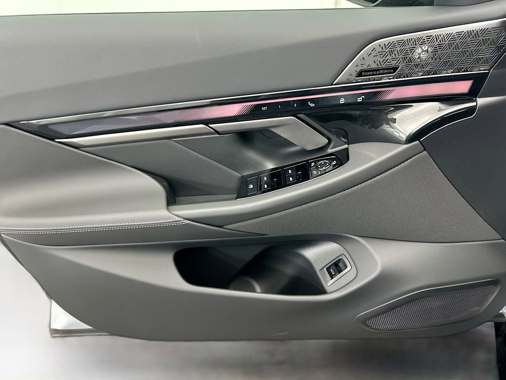 New 2026 BMW i5 eDrive40 w/ M Sport Package image 23