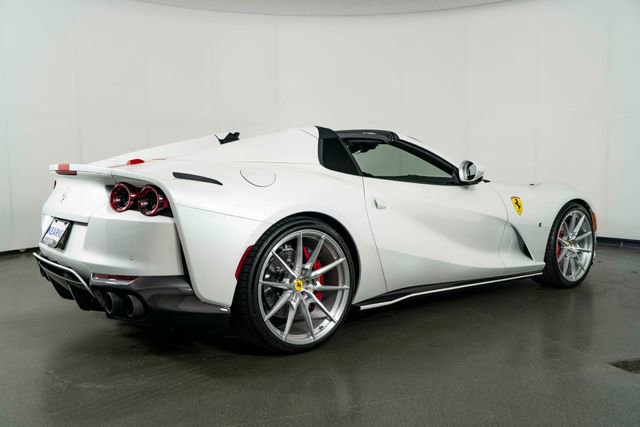 Used 2022 Ferrari 812 GTS RWD image 8
