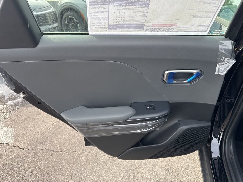 New 2025 Kia K4 LXS image 12