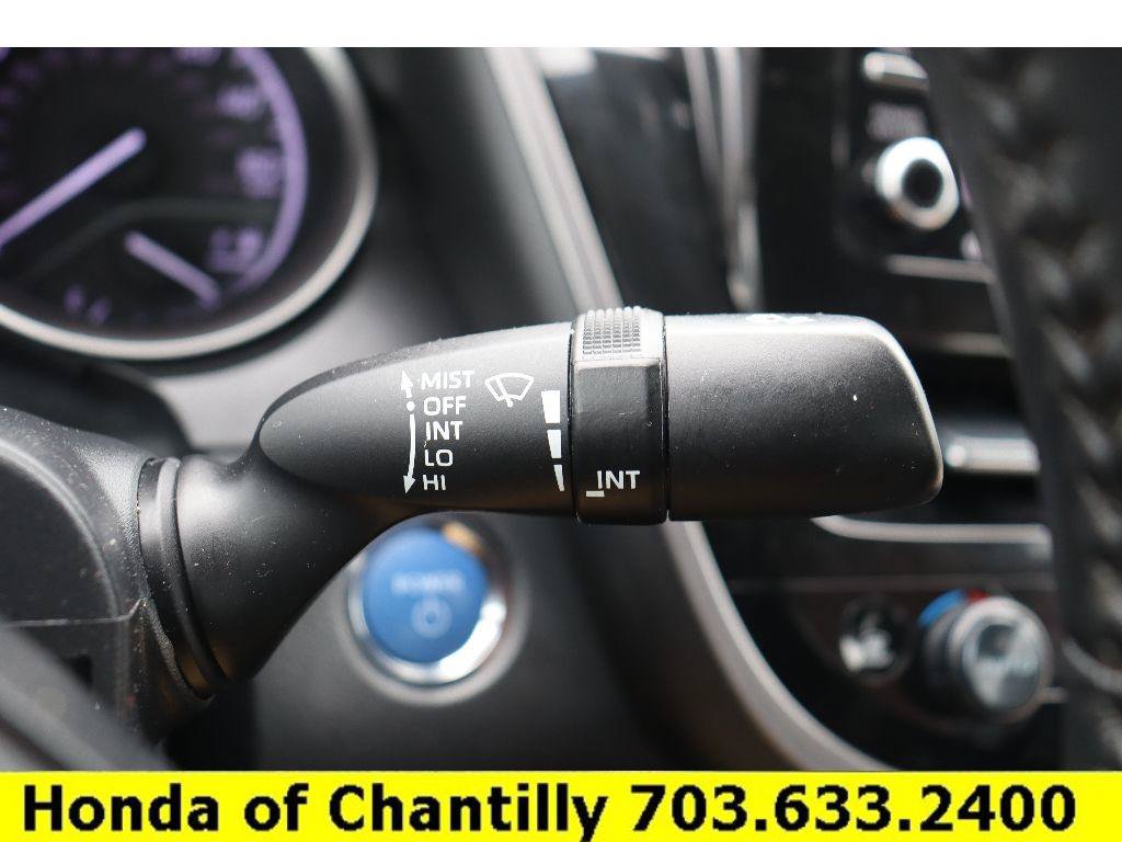 Used 2021 Toyota Camry SE FWD image 11
