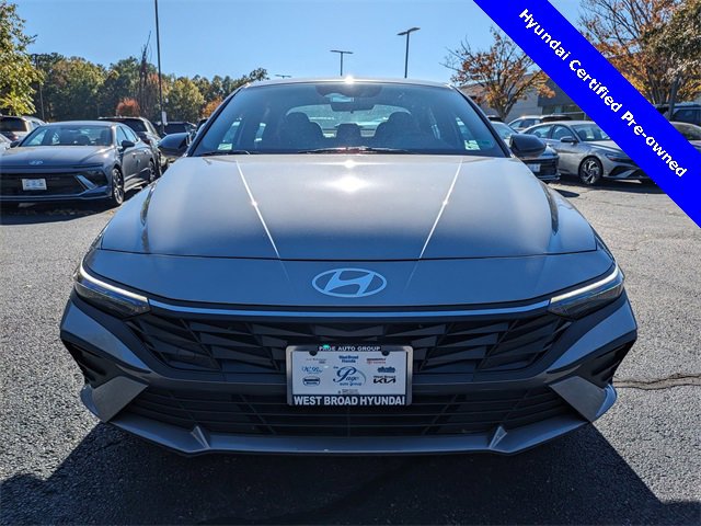Certified 2025 Hyundai Elantra Sport image 9