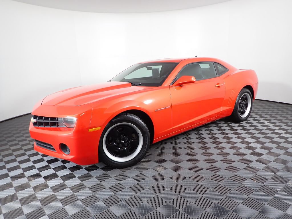 Used 2013 Chevrolet Camaro LS image 8