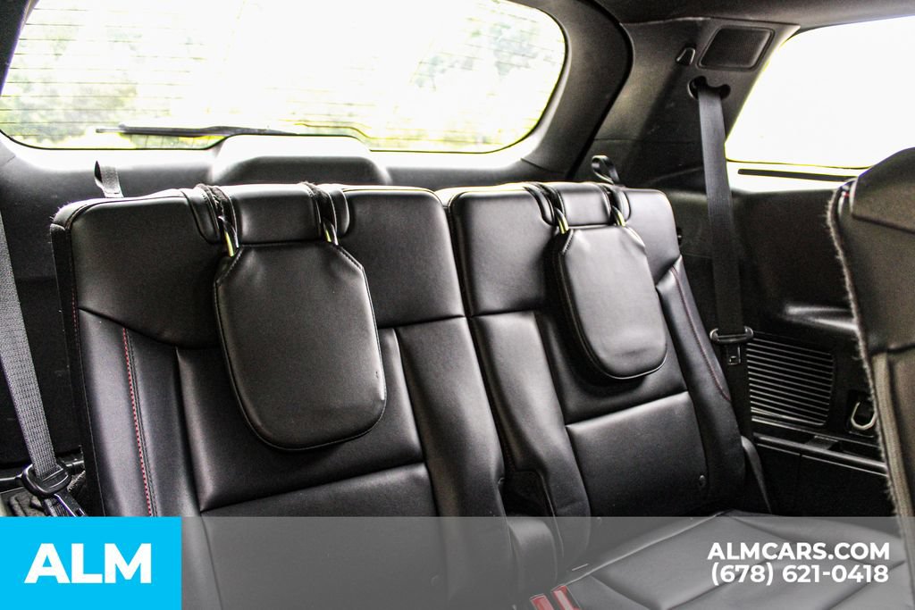 Used 2025 Ford Explorer ST-Line w/ ST-Line Street Pack AWD/4WD image 20
