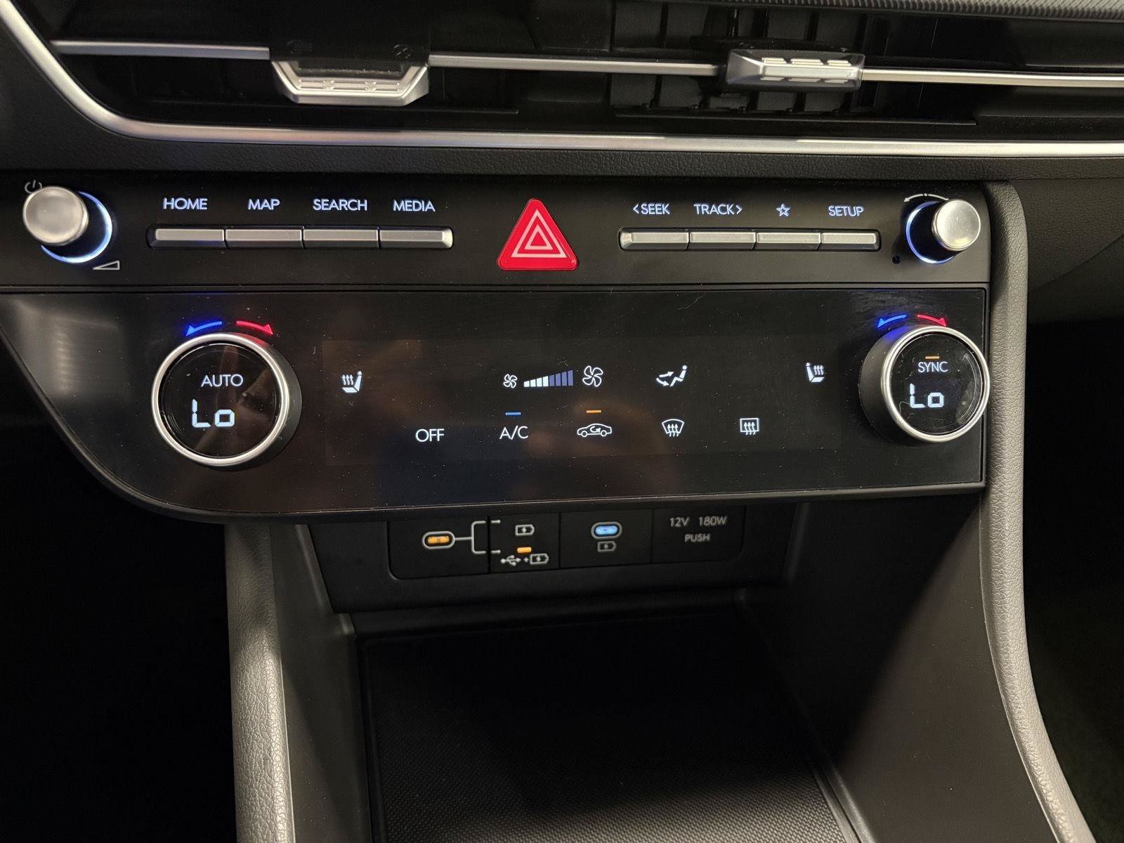 Used 2025 Hyundai Sonata SEL FWD image 27
