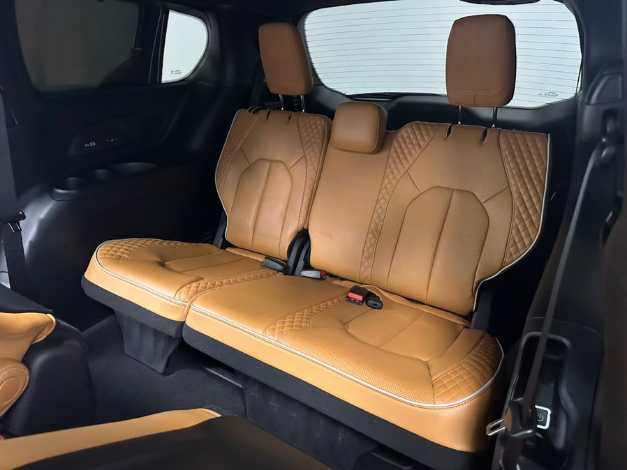 Used 2022 Chrysler Pacifica Pinnacle image 33