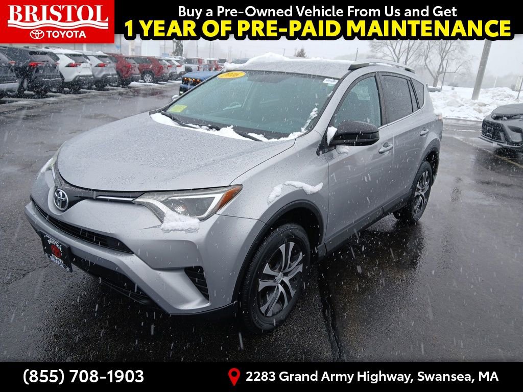 Used 2016 Toyota RAV4 LE image 3