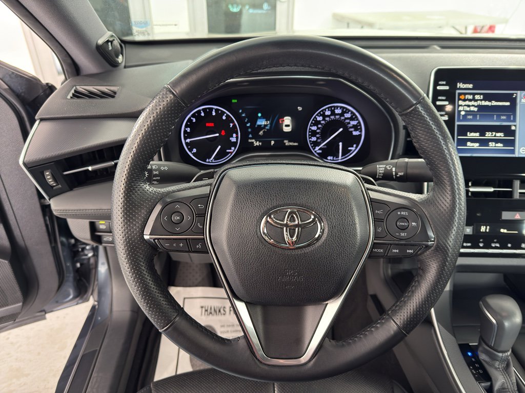 Used 2019 Toyota Avalon Touring image 26