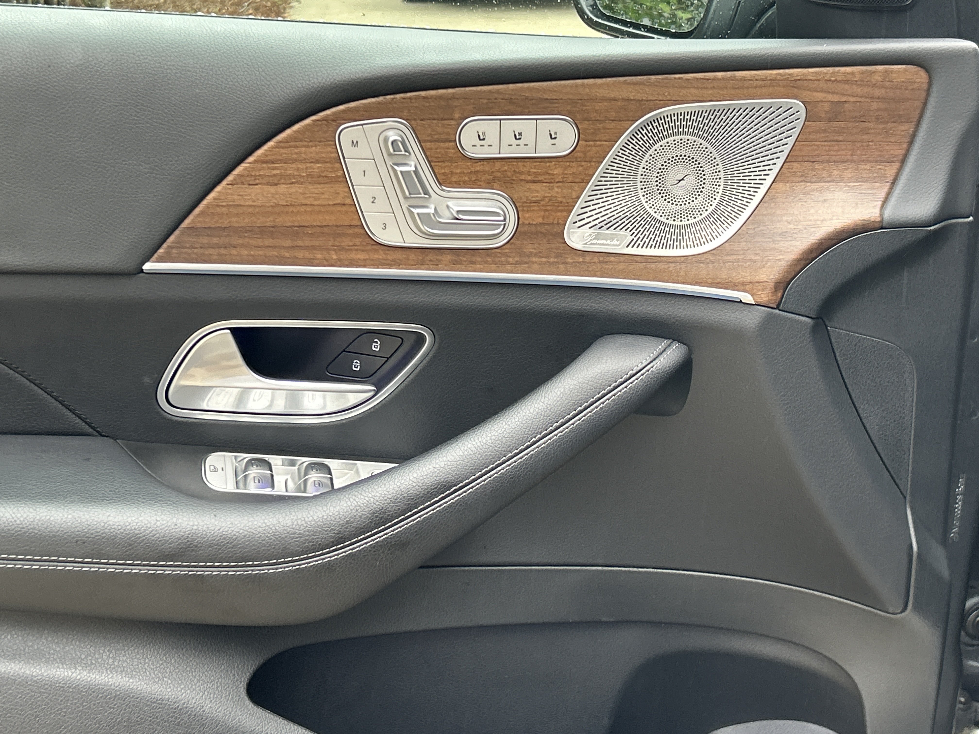 Certified 2025 Mercedes-Benz GLE 350 4MATIC image 17