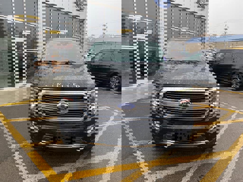 Used 2021 Ford F150 Limited image 8