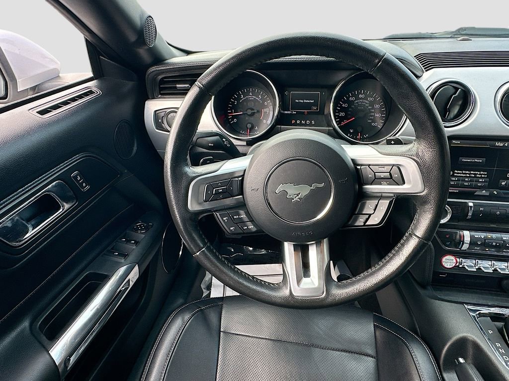 Used 2015 Ford Mustang Premium image 22