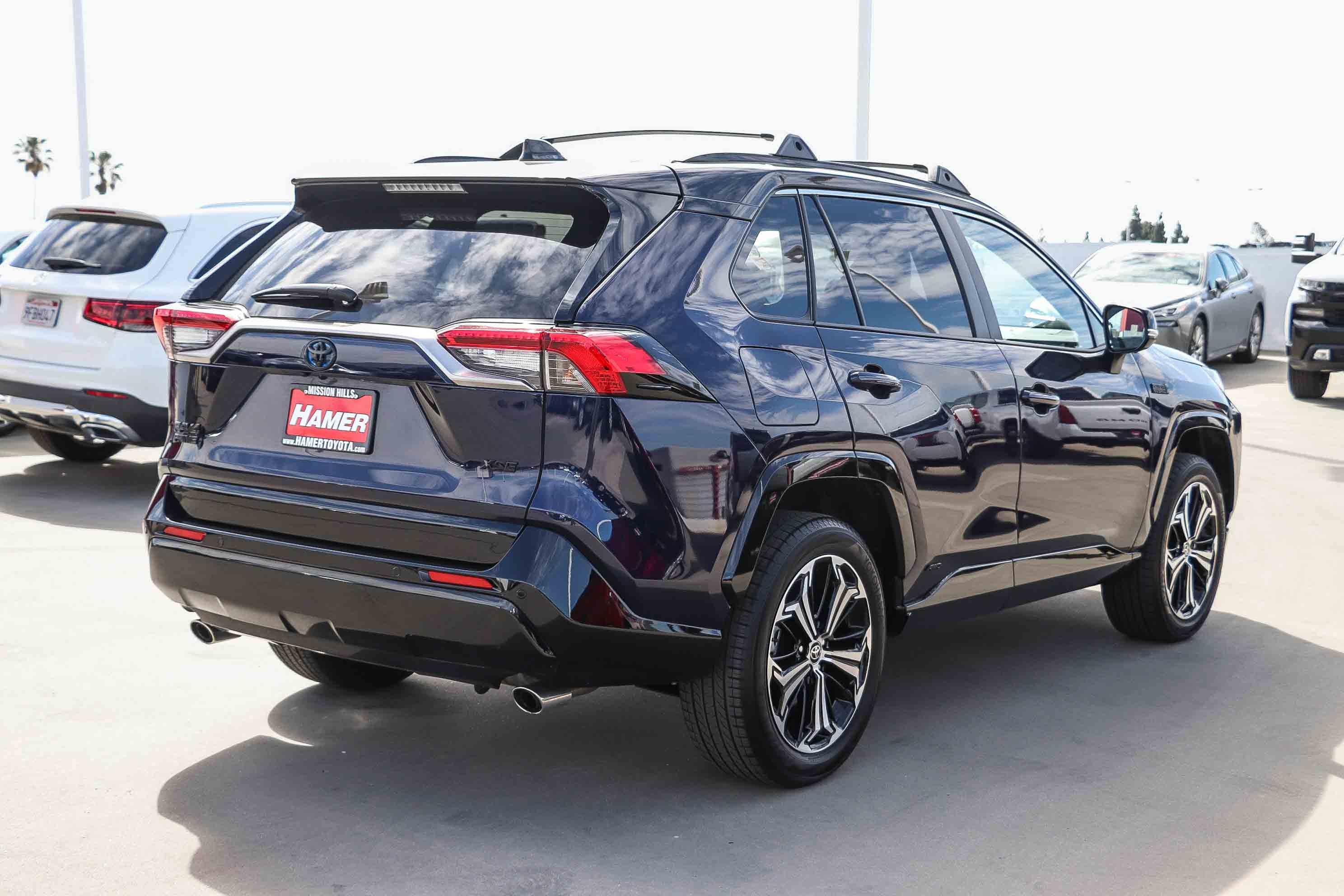 Certified 2024 Toyota RAV4 XSE w/ Premium Package image 7