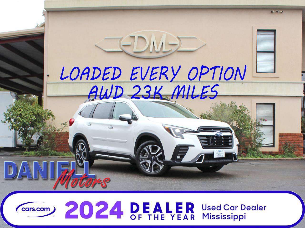 Used 2023 Subaru Ascent Touring image 1