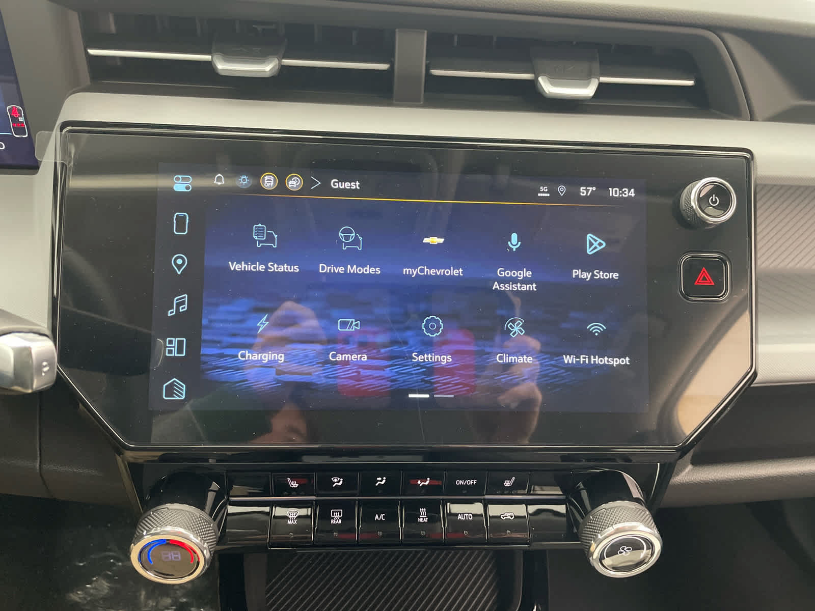 New 2027 Chevrolet Bolt LT w/ Comfort Package FWD image 3