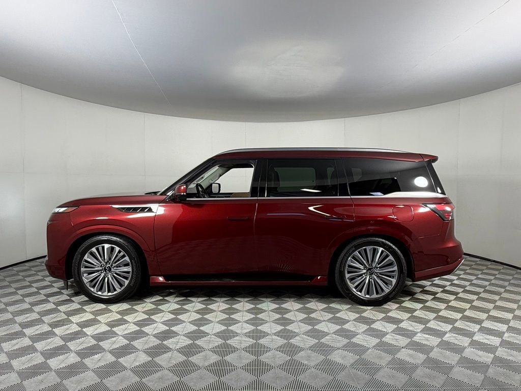Used 2025 INFINITI QX80 Sensory image 10