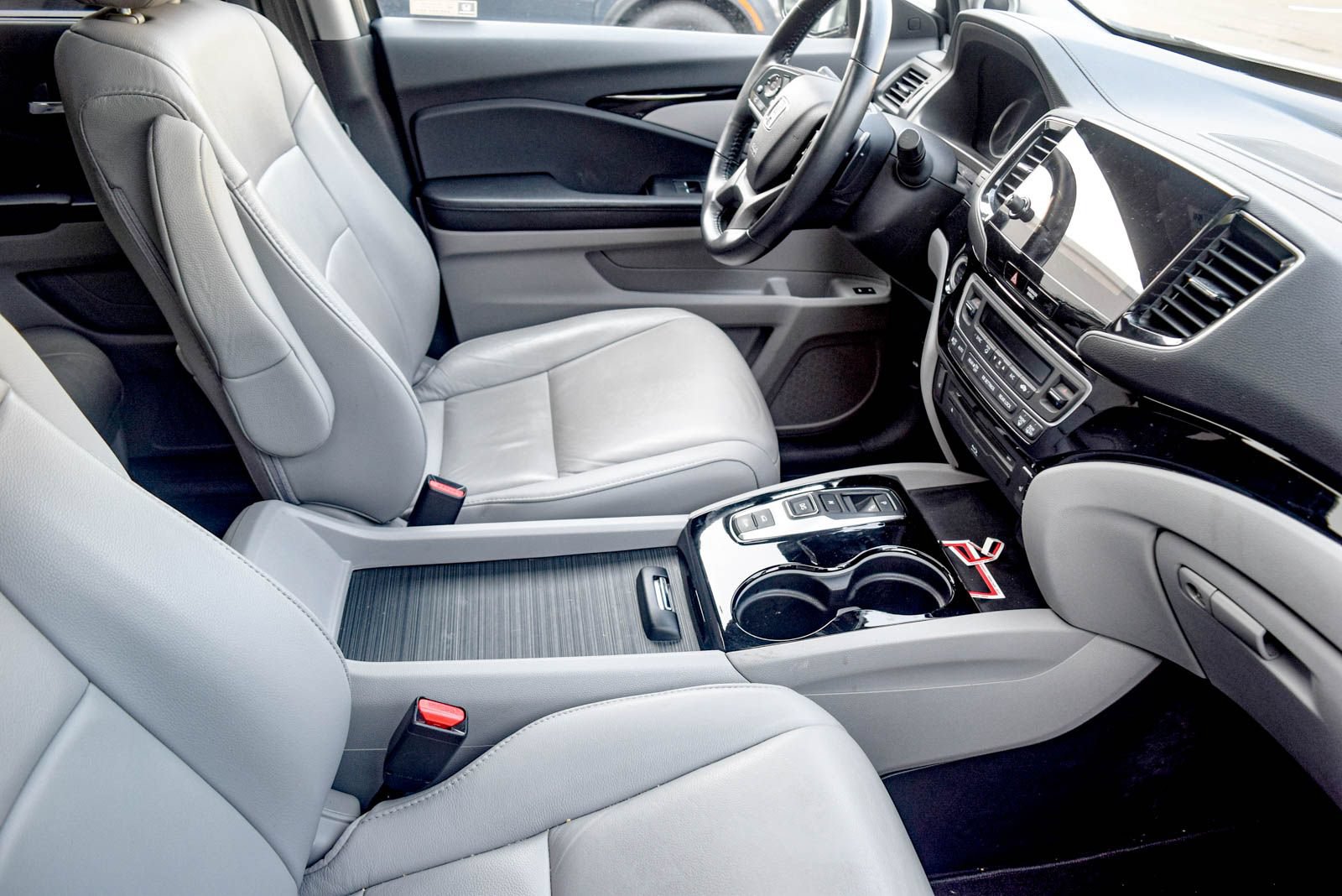 Used 2019 Honda Pilot Touring image 19