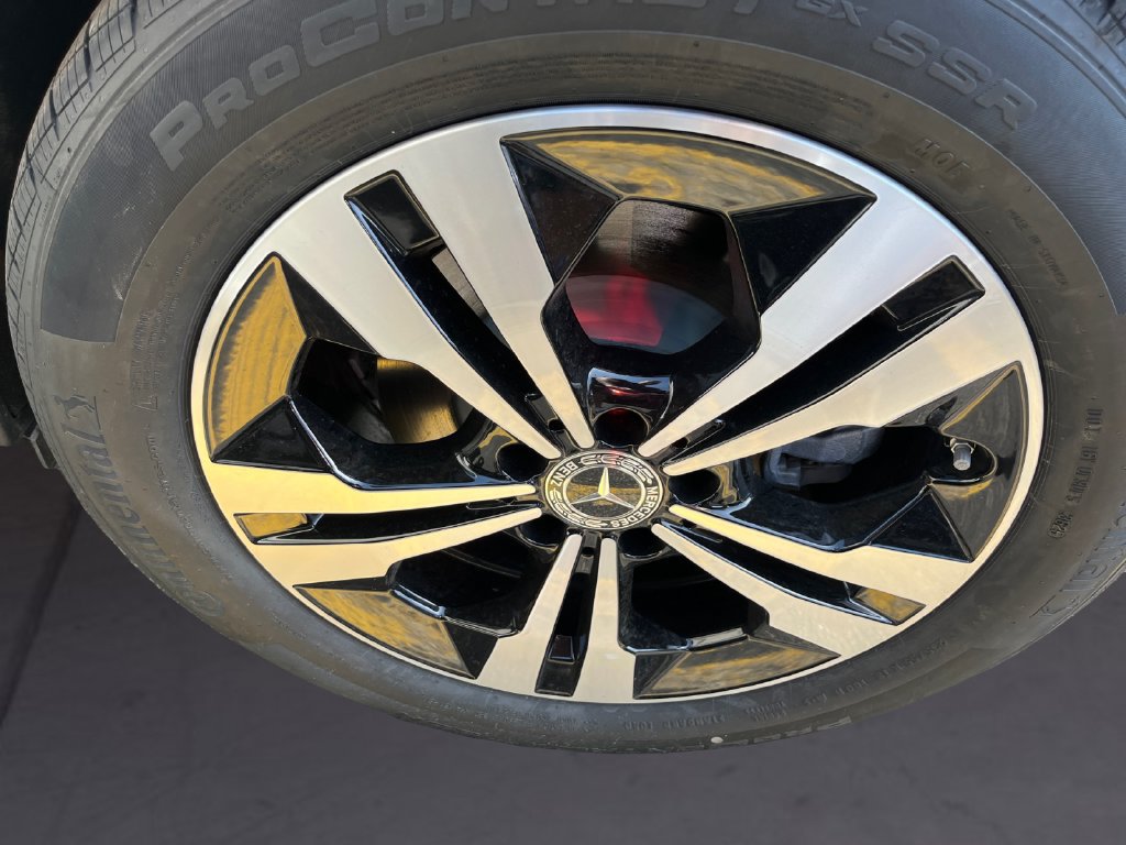 New 2026 Mercedes-Benz GLB 250 4MATIC image 9
