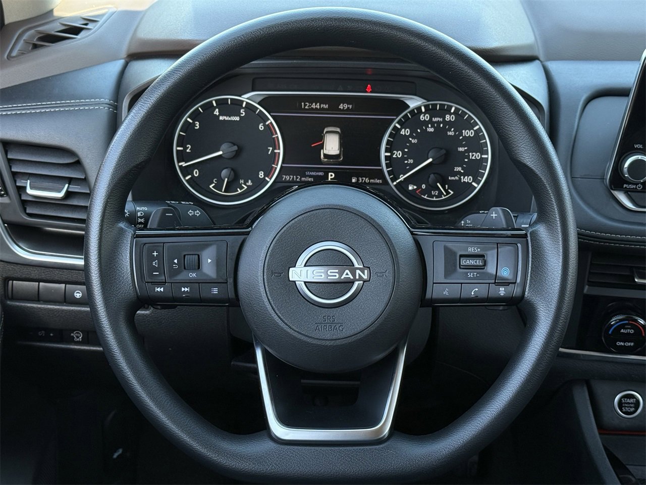 Used 2023 Nissan Rogue SV image 12