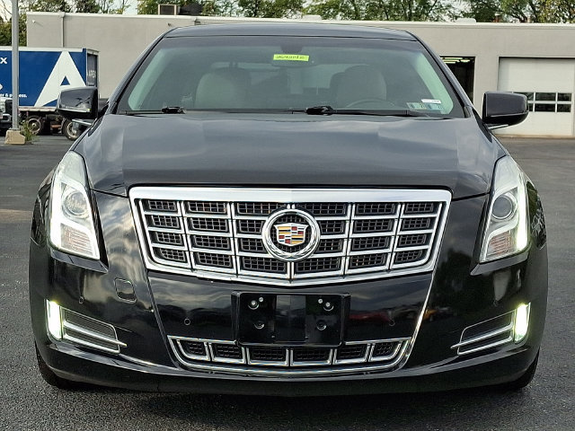 Used 2013 Cadillac XTS Luxury FWD image 5