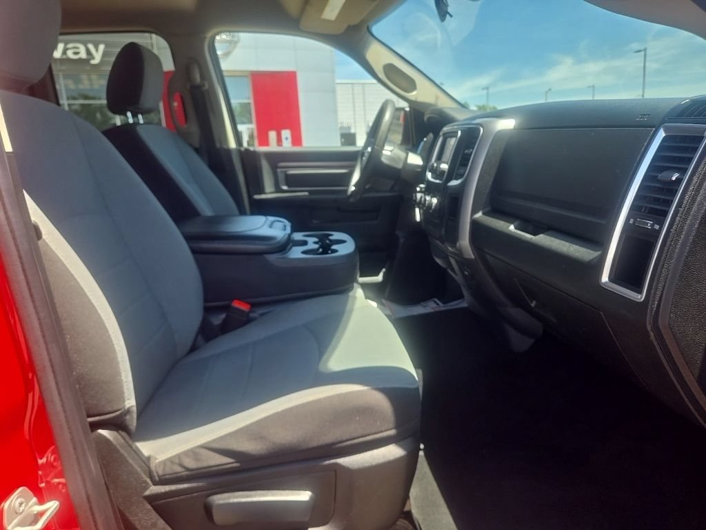 Used 2024 RAM 1500 Classic SLT AWD/4WD image 14