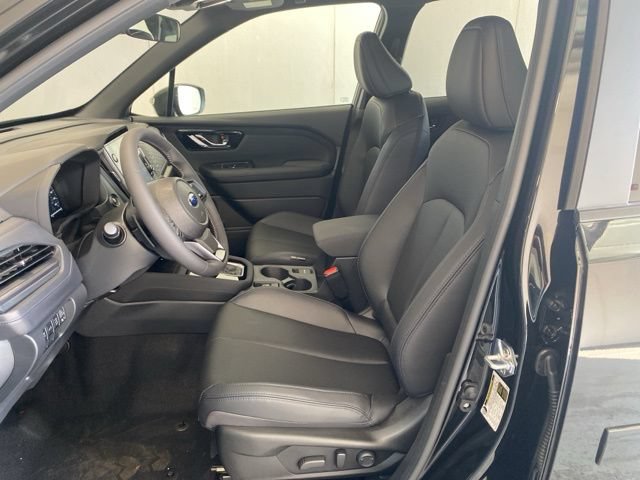 Used 2025 Subaru Forester Limited AWD/4WD image 10