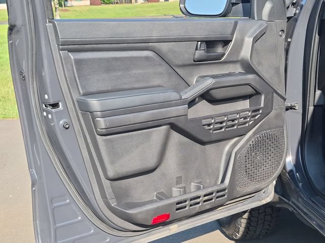 Used 2024 Toyota Tacoma SR5 AWD/4WD image 19