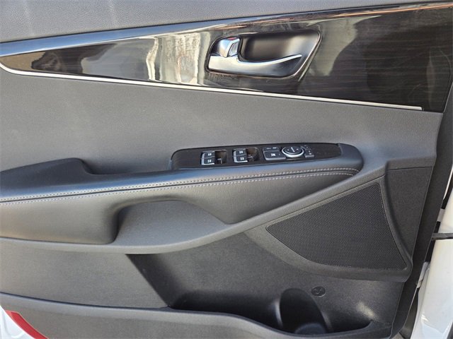 Certified 2020 Kia Sorento EX image 17