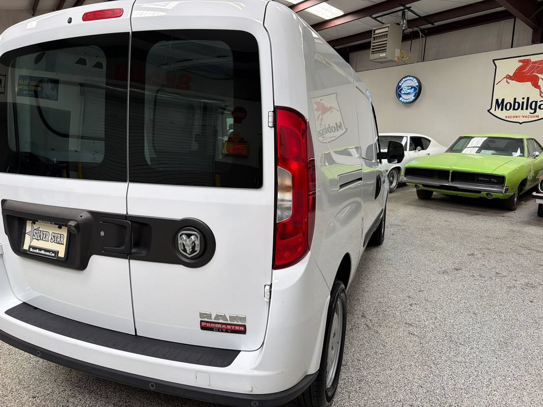 Used 2022 RAM ProMaster City Tradesman w/ Window Group 04 FWD image 16