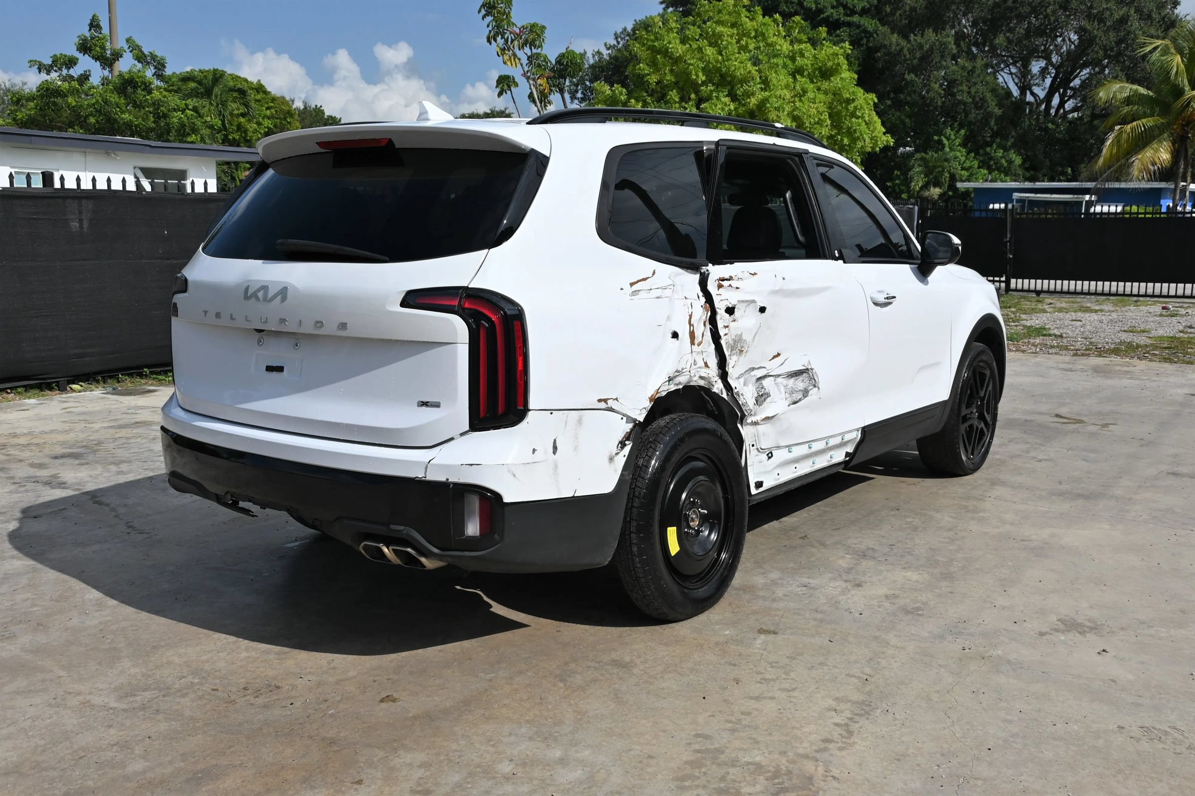Used 2024 Kia Telluride EX X-Line AWD/4WD image 4