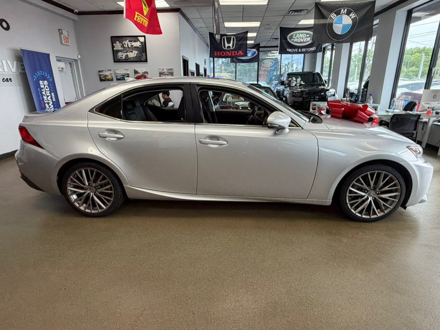 Used 2015 Lexus IS 250 w/ Premium Package RWD image 16