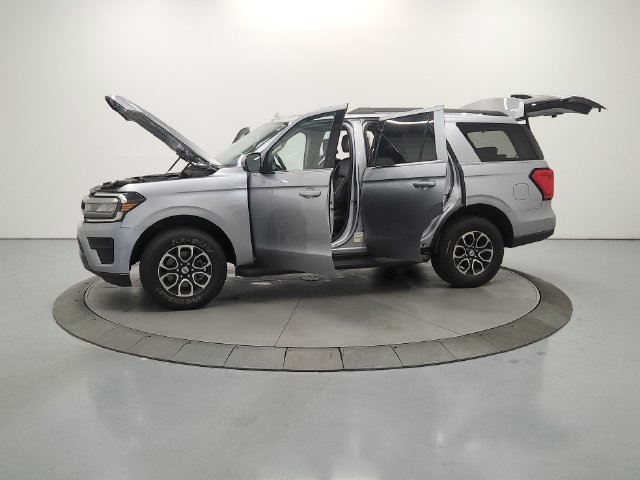 Used 2024 Ford Expedition XLT RWD image 35