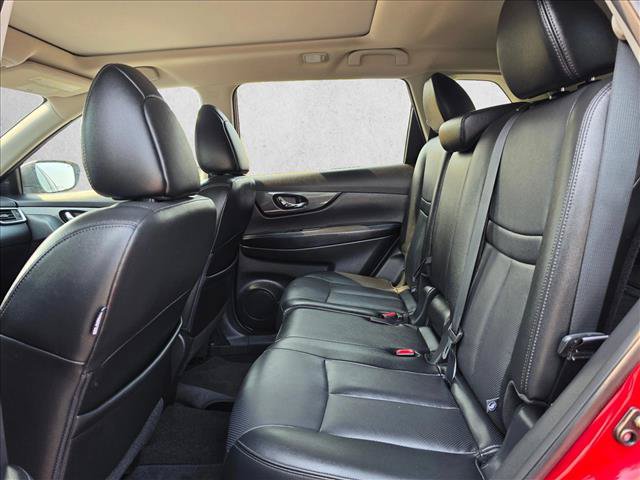 Used 2015 Nissan Rogue SL w/ SL Premium Package AWD/4WD image 17