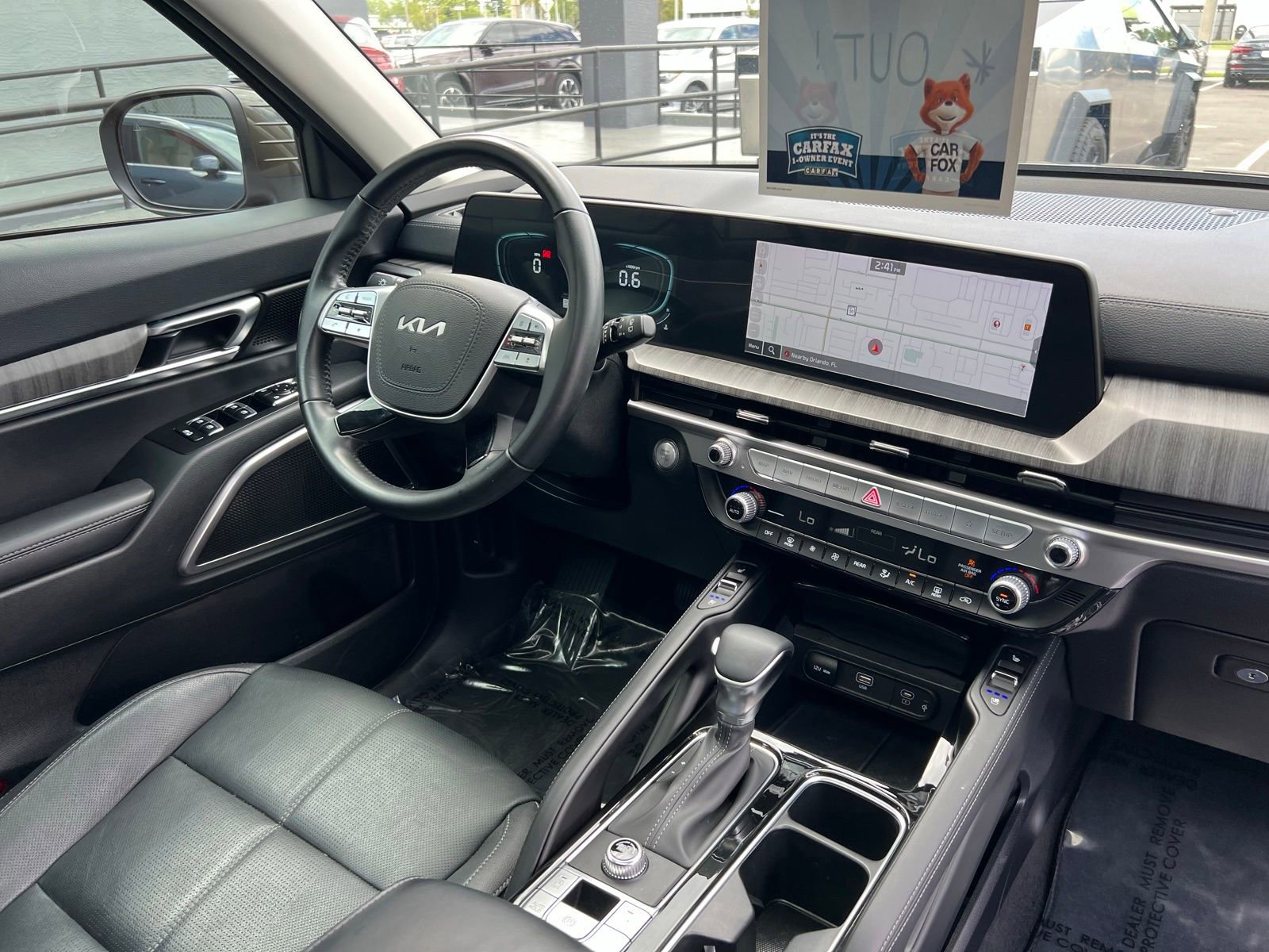 Used 2025 Kia Telluride EX w/ EX Captain's Chair Package FWD image 68