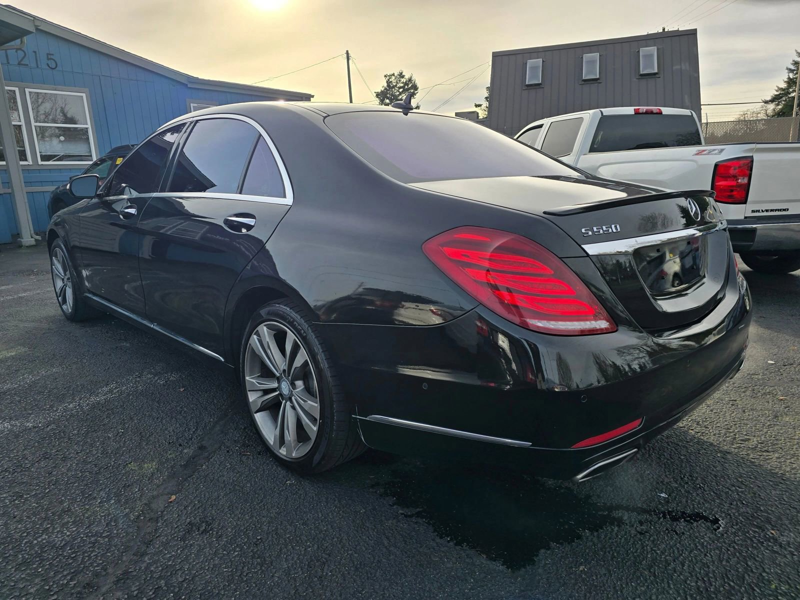 Used 2015 Mercedes-Benz S 550 4MATIC Sedan image 3