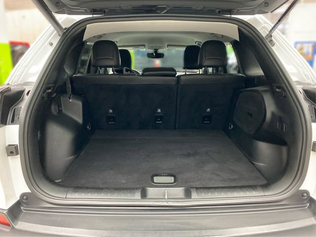 Used 2020 Jeep Cherokee Limited image 14