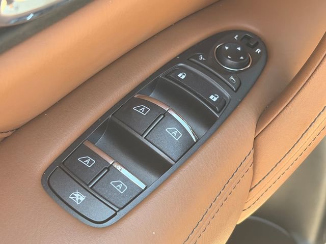 Used 2024 INFINITI QX80 Sensory AWD/4WD image 19