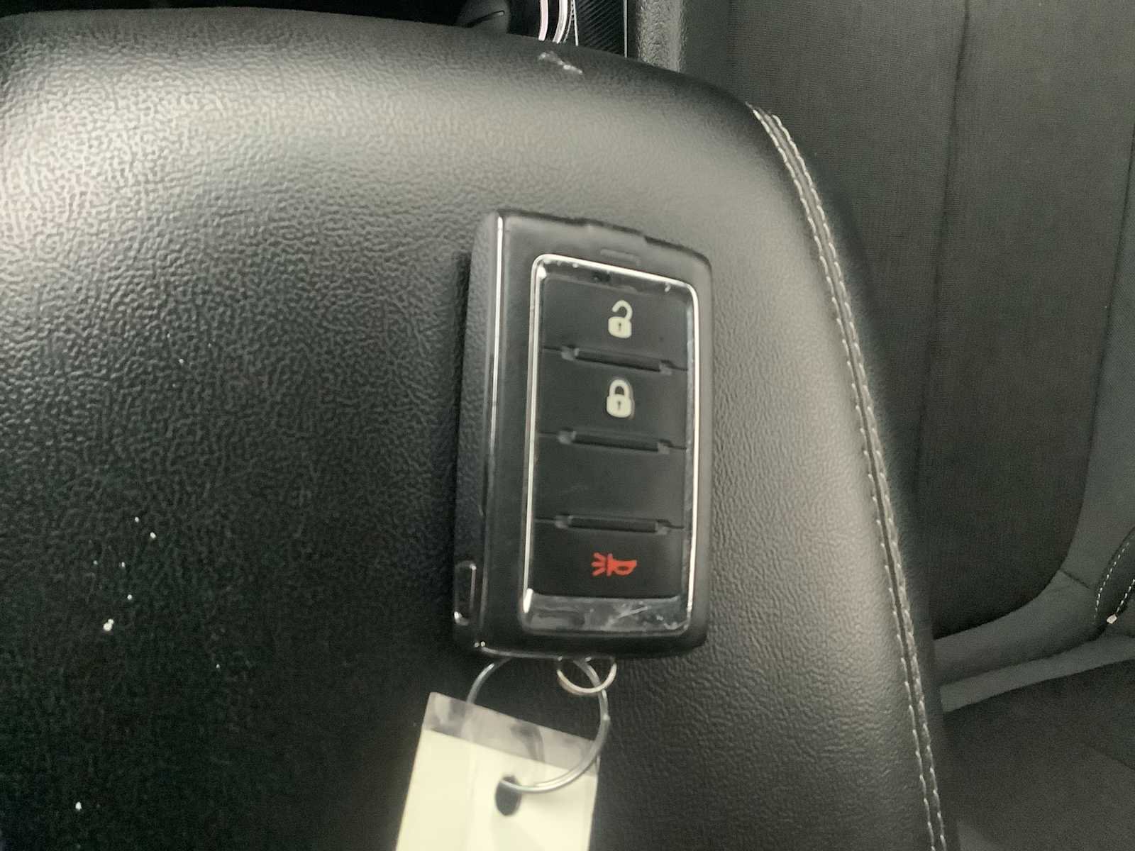 Used 2023 Jeep Grand Cherokee L Laredo image 19