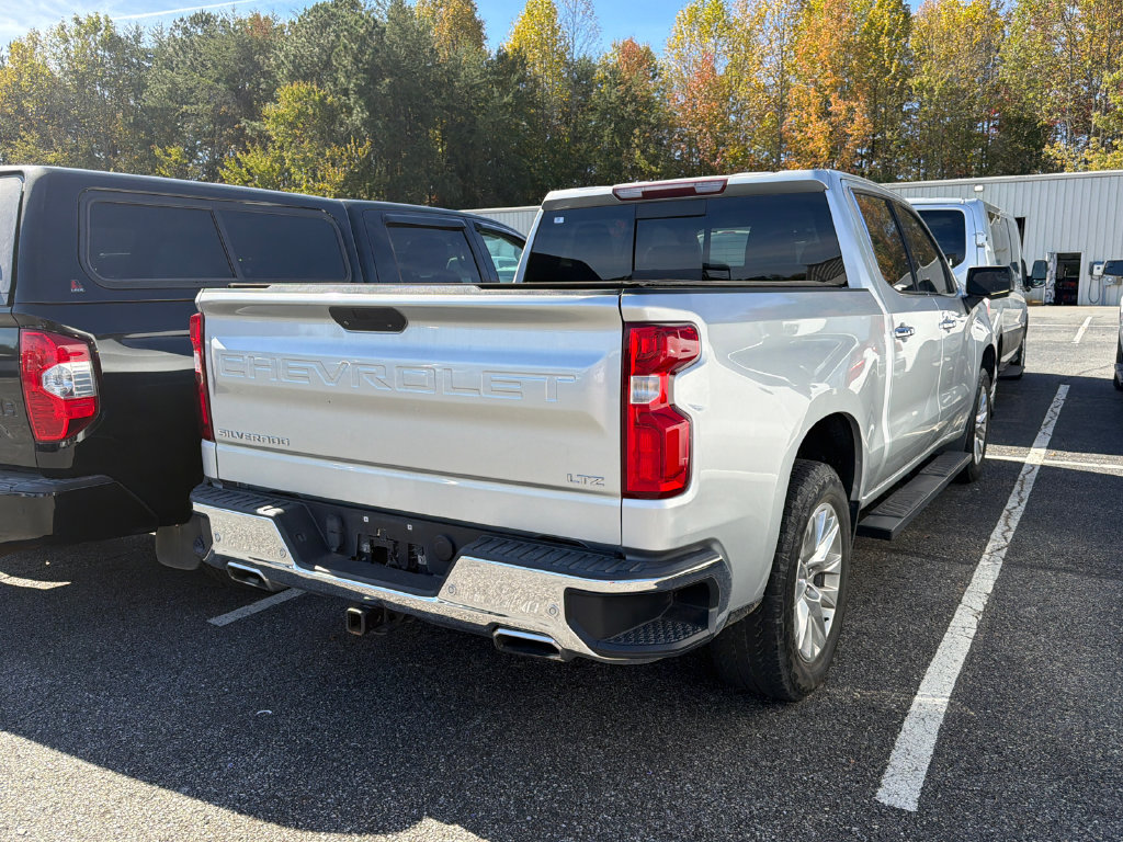 Used 2022 Chevrolet Silverado 1500 LTZ AWD/4WD image 11