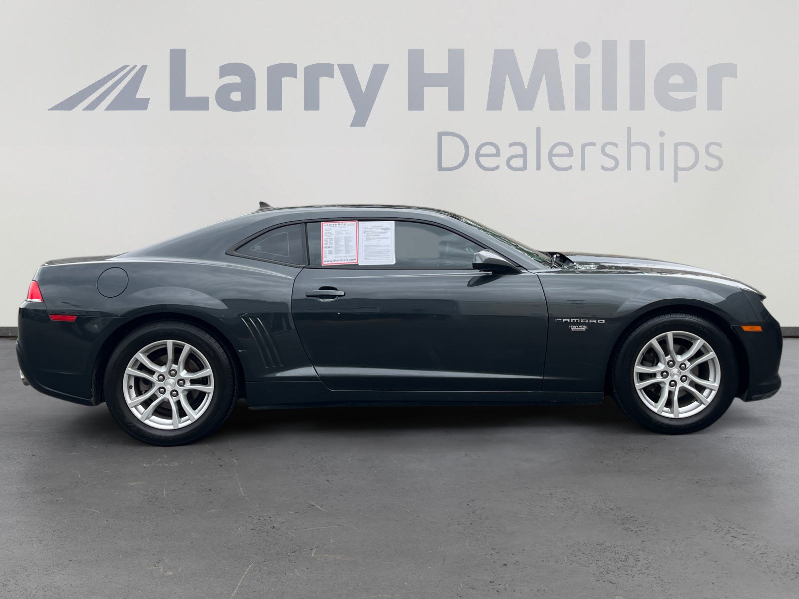 Used 2015 Chevrolet Camaro LS RWD image 6