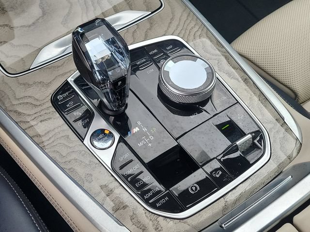 Used 2021 BMW X7 M50i w/ Executive Package AWD/4WD image 33