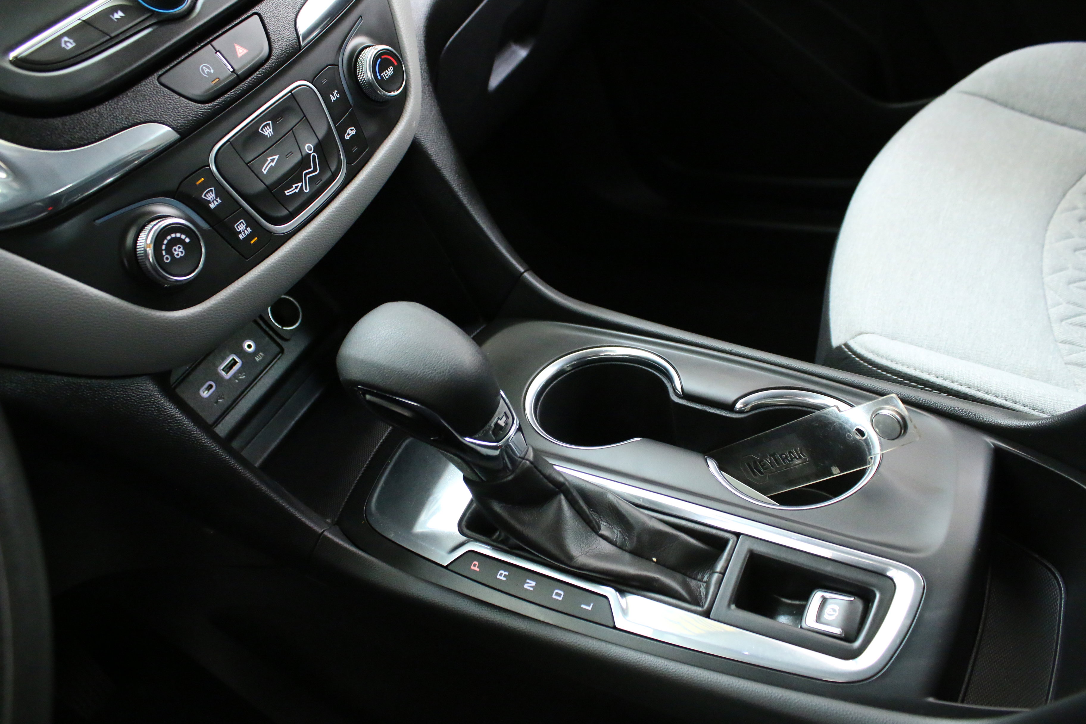 Used 2023 Chevrolet Equinox LS w/ Midnight Edition image 20