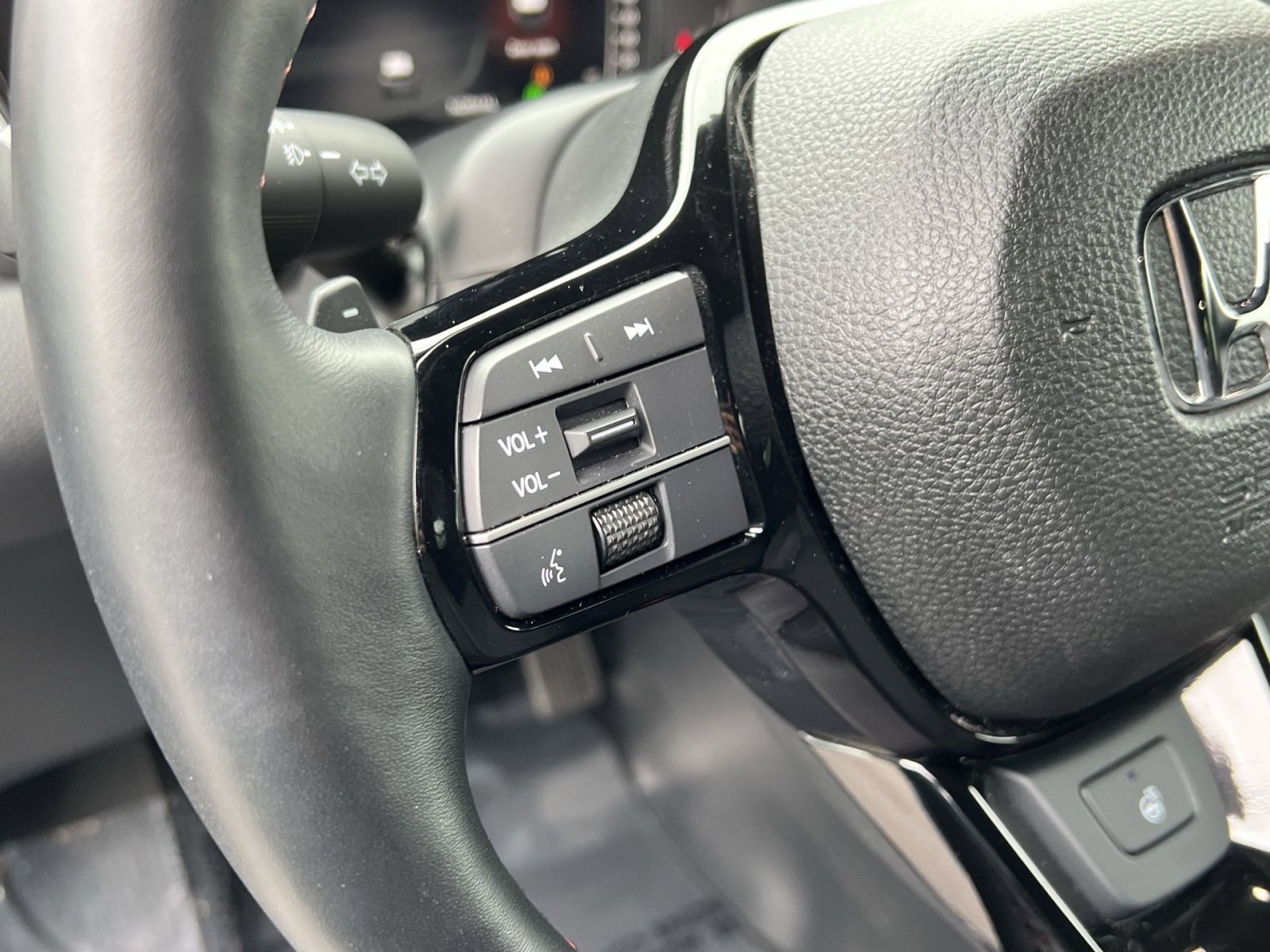 Used 2025 Honda Pilot Black Edition image 34