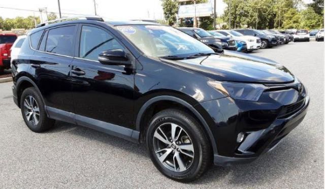Used 2018 Toyota RAV4 XLE w/ Plus Extra Value Package image 6