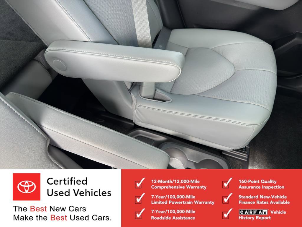 Certified 2026 Toyota Highlander Limited image 10