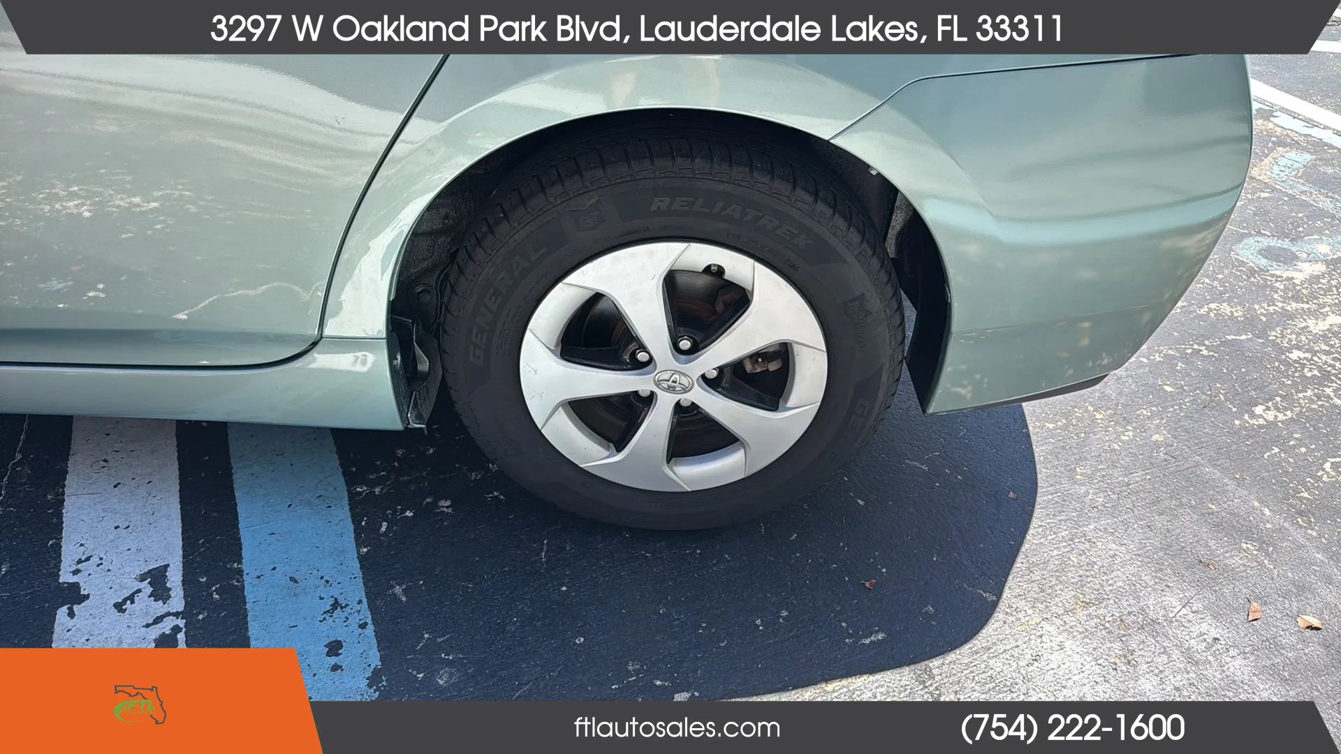 Used 2015 Toyota Prius Two FWD image 16
